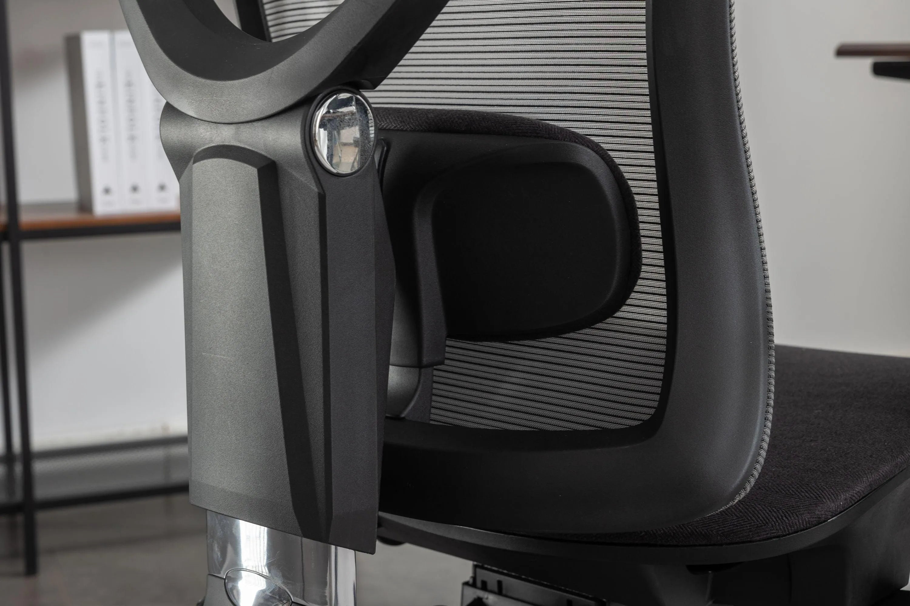 Ergonomic Mesh Chair - Amazing 4 Advantages