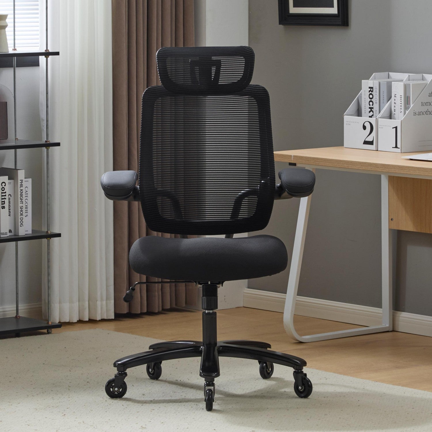 B1 Heavy Duty Chair 500lbs with Flip Armrests