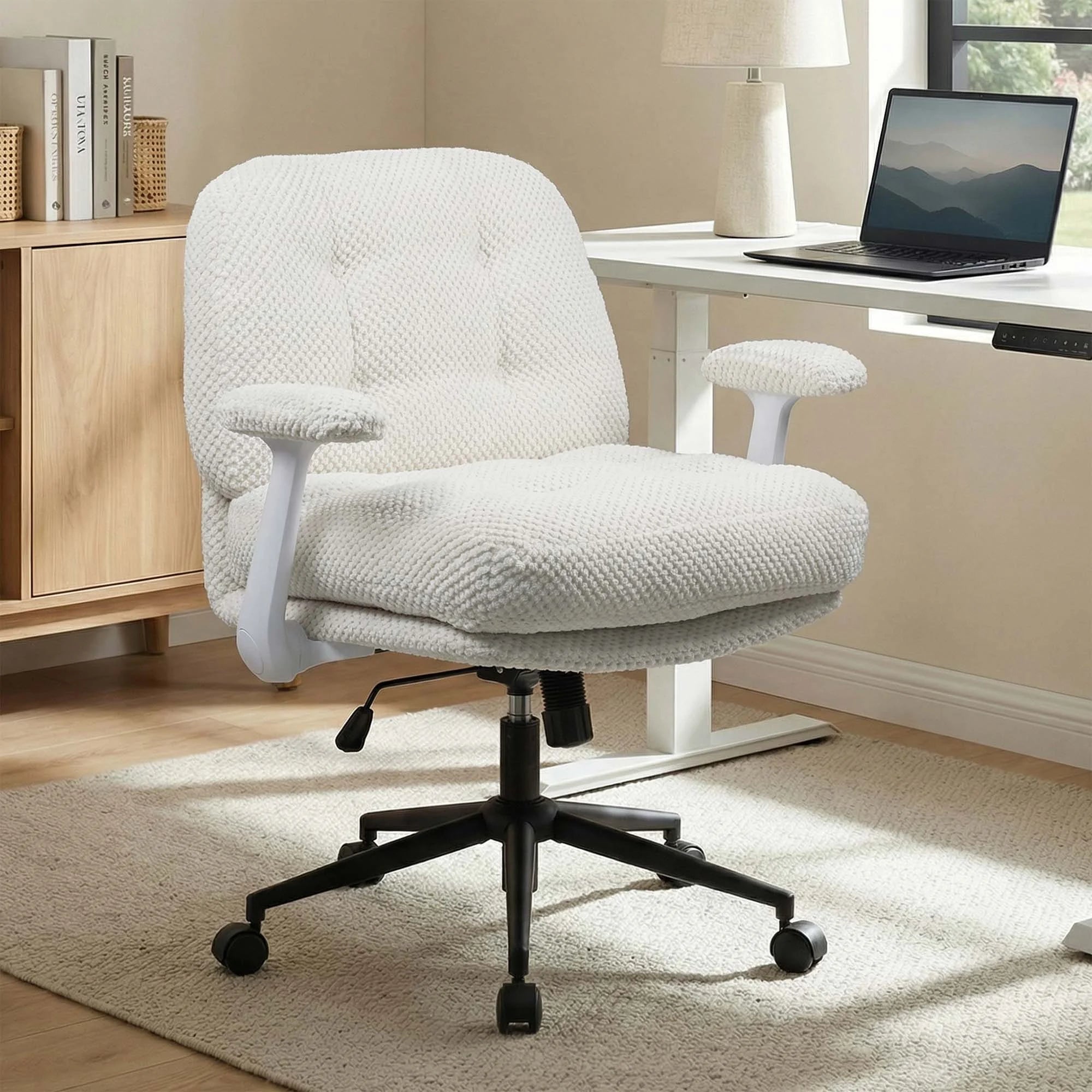 P5 Criss Cross Chair with Extra-Wide Seat and Flip Armrests