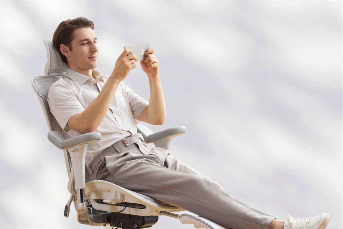 Gaming Chair vs Office Chair: Why Your Needs Are Different for Work and Long Gaming Sessions