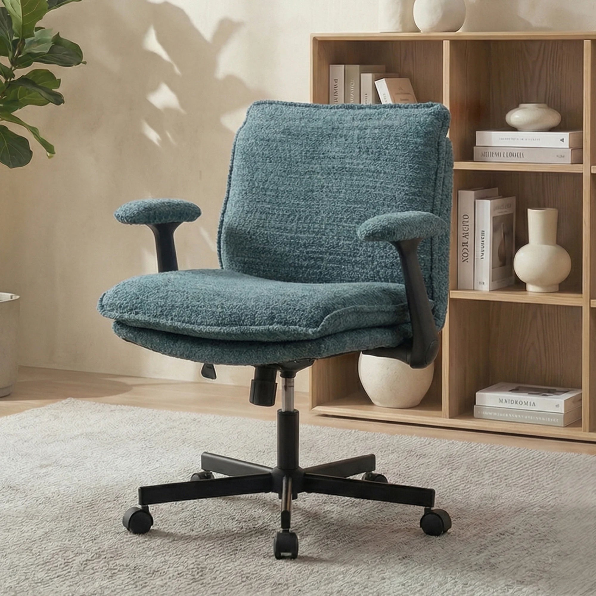 P3 Criss Cross Chair with Adjustable Armrests