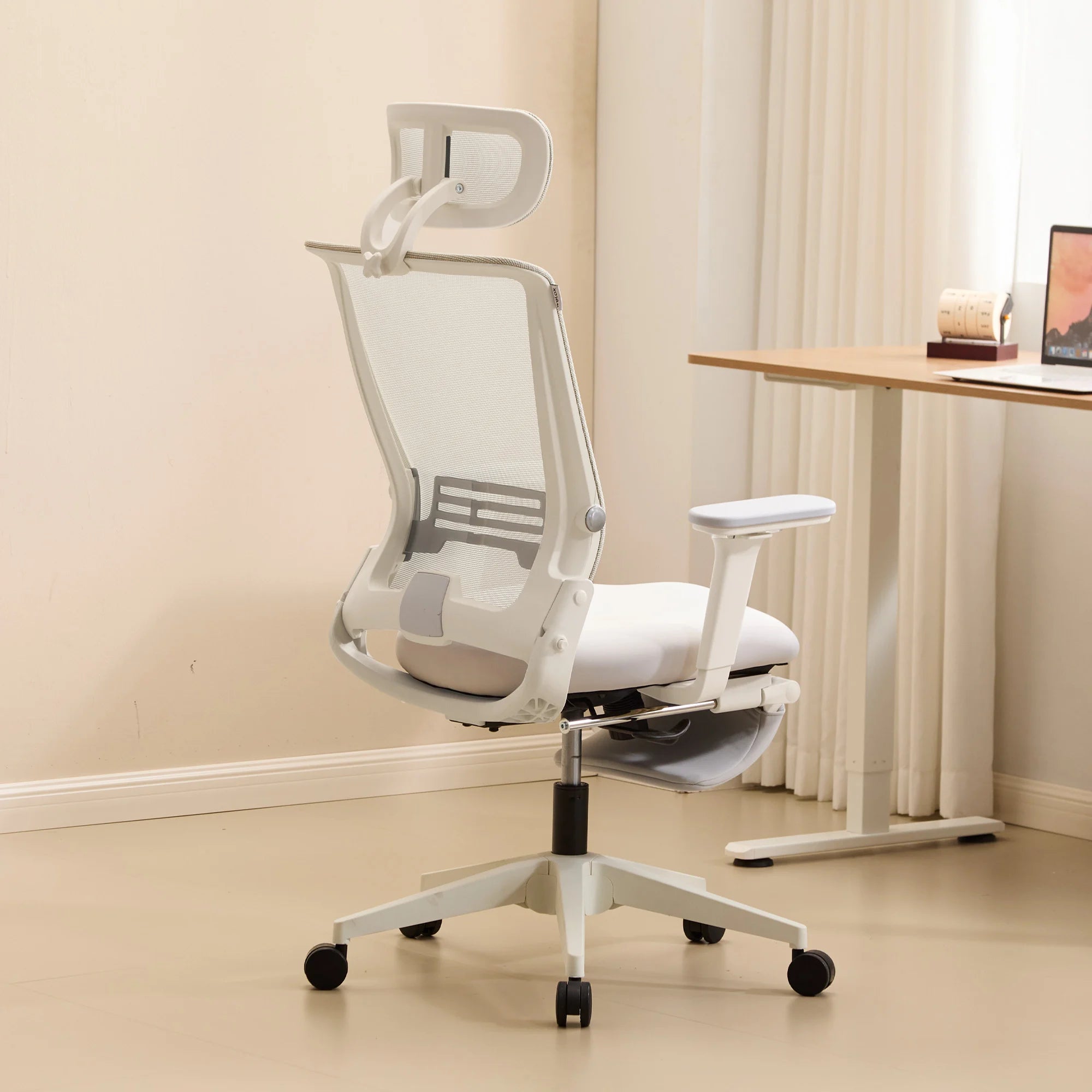 S4 Ergonomic Desk Chair with Foldable Backrest